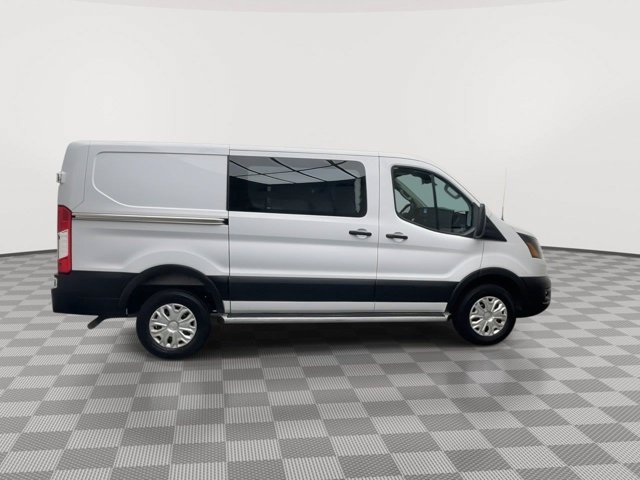 Used 2025 Oxford White Ford 250 image 31