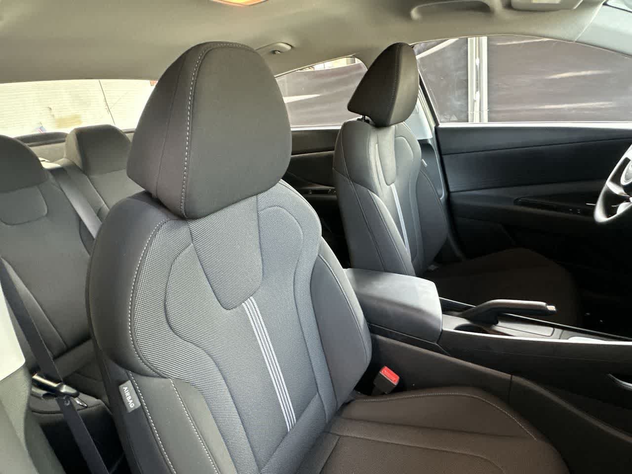 2026 Hyundai Elantra SE - Photo 27
