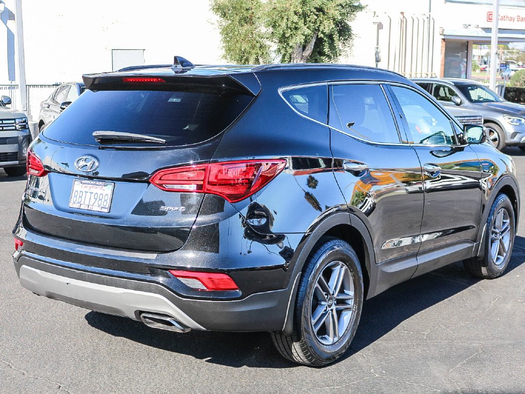 Used 2017 Black Hyundai 2.4 Base image 8