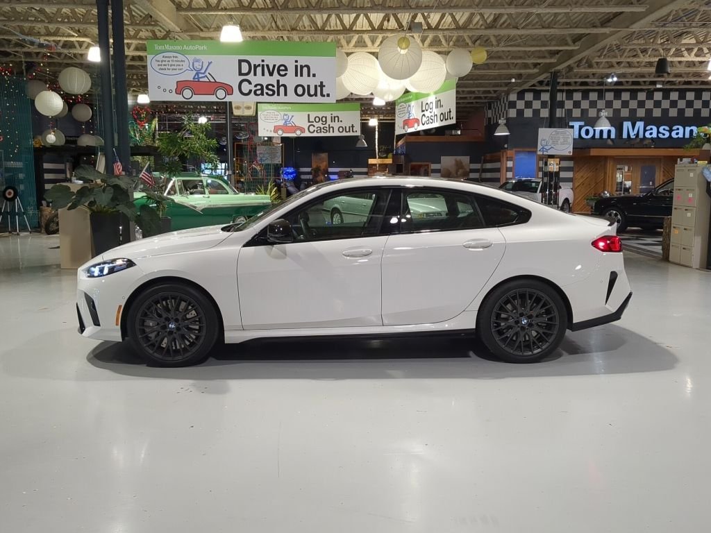 2025 BMW 2 Series M235 - Photo 12