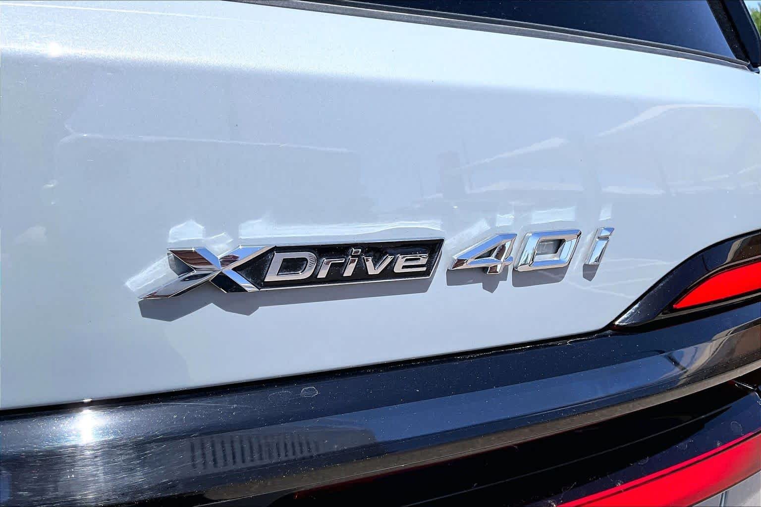 Used 2024 Brooklyn Grey Metallic BMW xDrive40i image 10