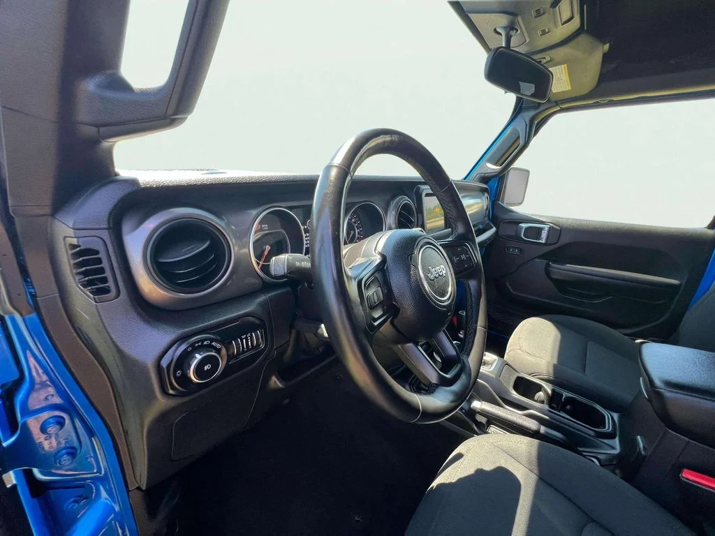 Used 2021 Hydro Blue Pearl Coat Jeep Unlimited Willys image 8