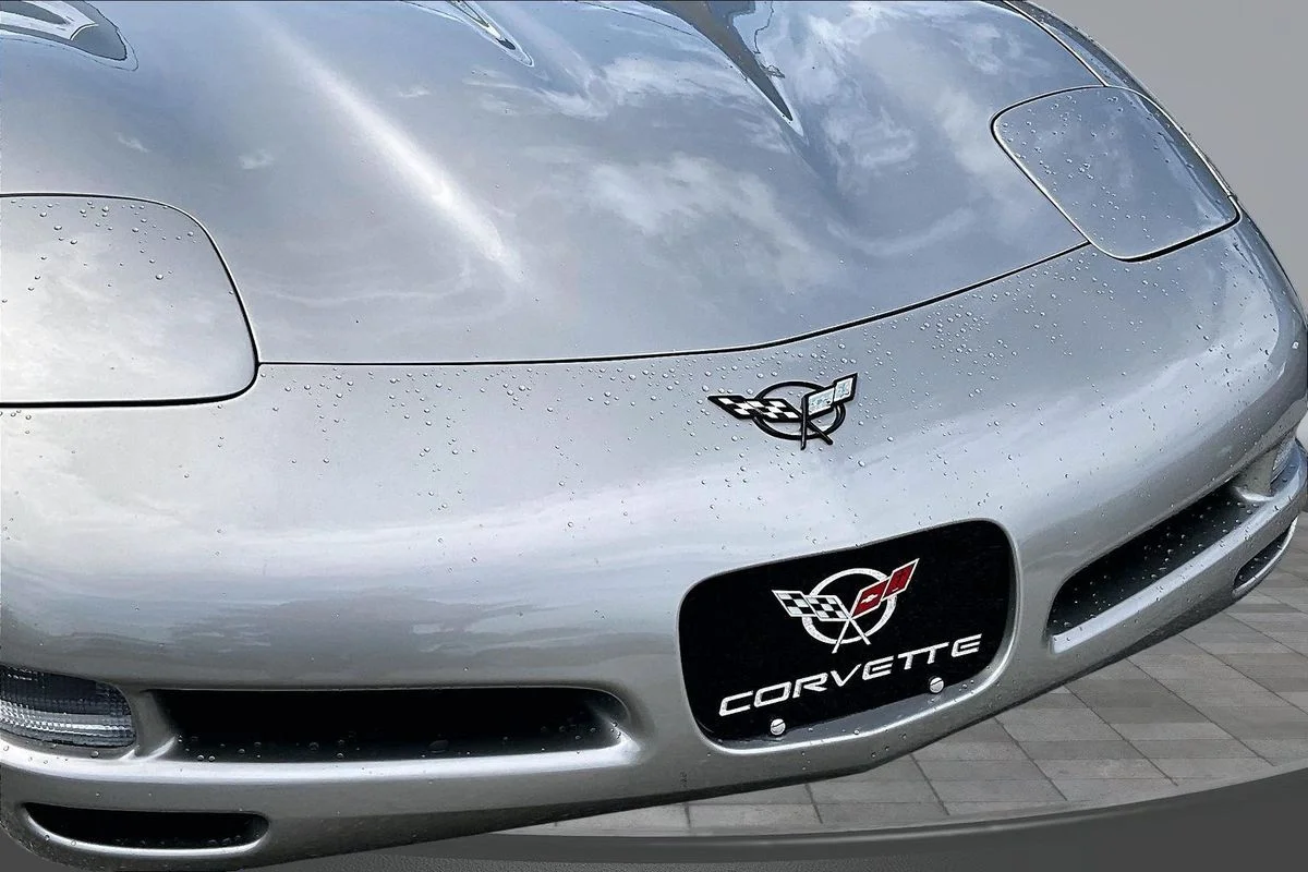 Used 2000  Chevrolet  image 32