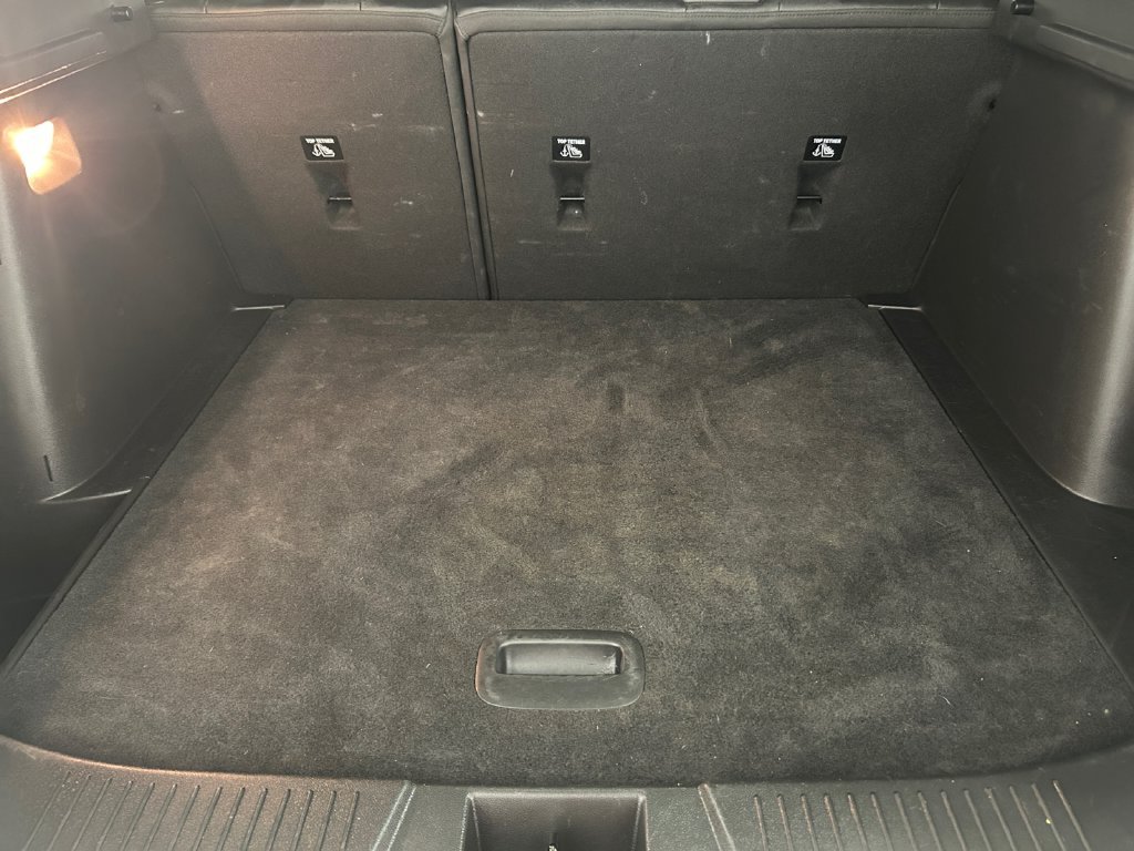 Used 2025 Black Chevrolet LT image 24