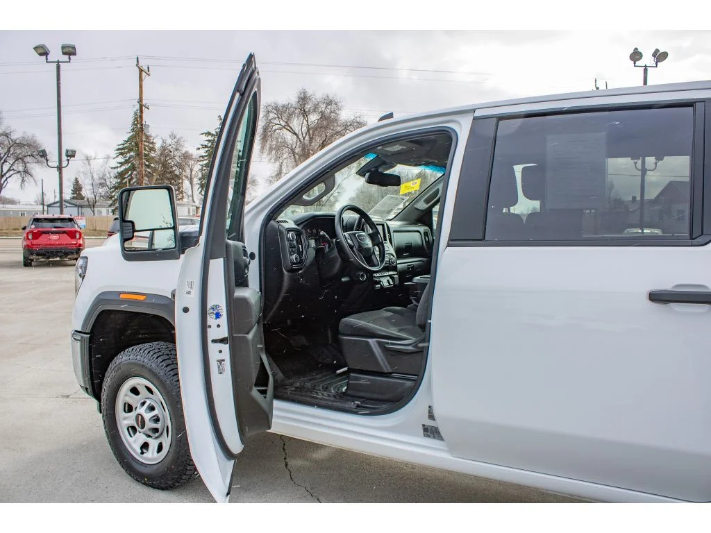 2025 GMC Sierra 3500HD Pro - Photo 12