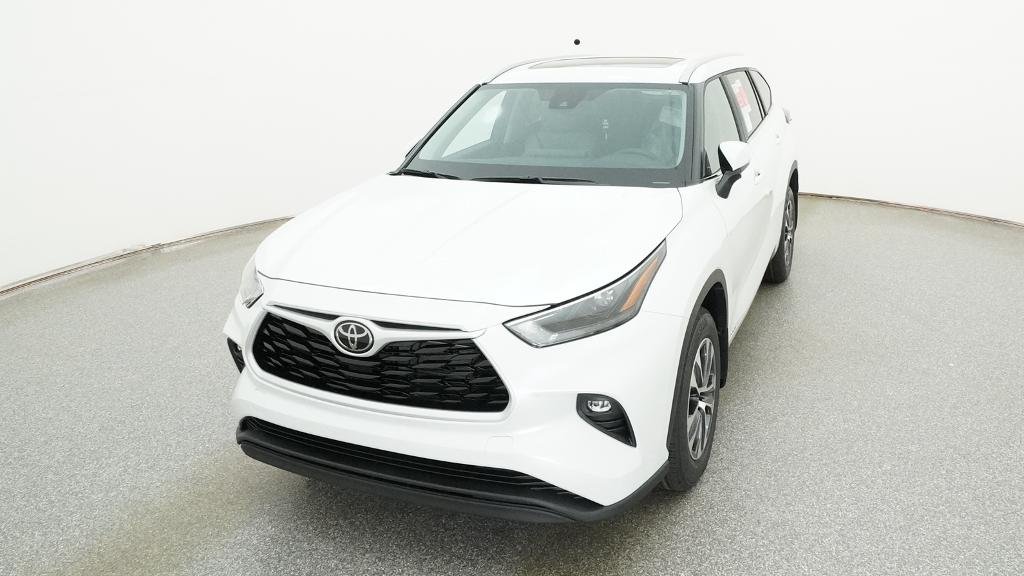 New 2026 Wind Chill Pearl Toyota Hybrid XLE image 20