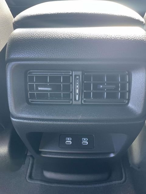 Used 2024  Honda Sport Touring image 18