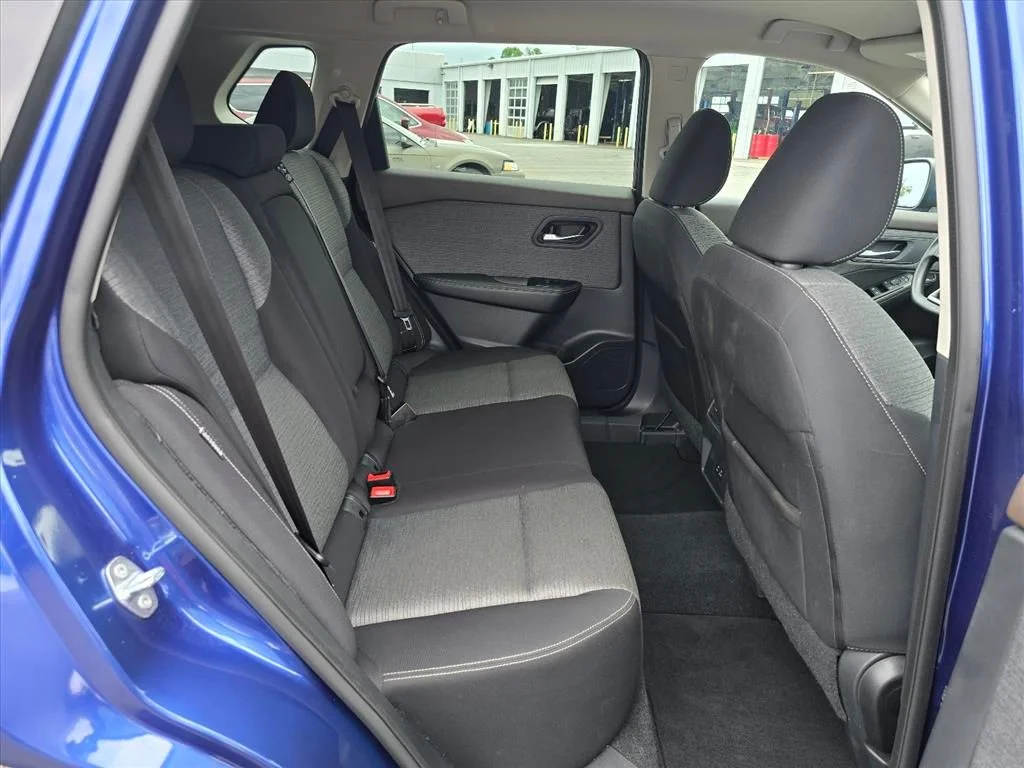 Used 2021 Blue Nissan SV image 13