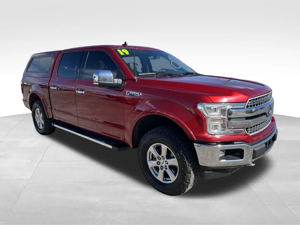 Used 2019 Red Ford Lariat image 3
