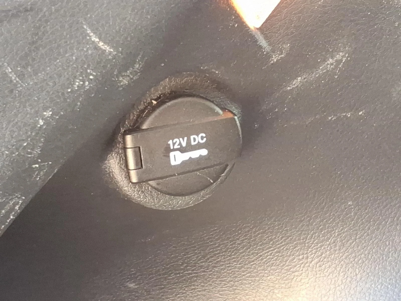 Used 2018 Redline Pearlcoat Jeep Altitude image 25