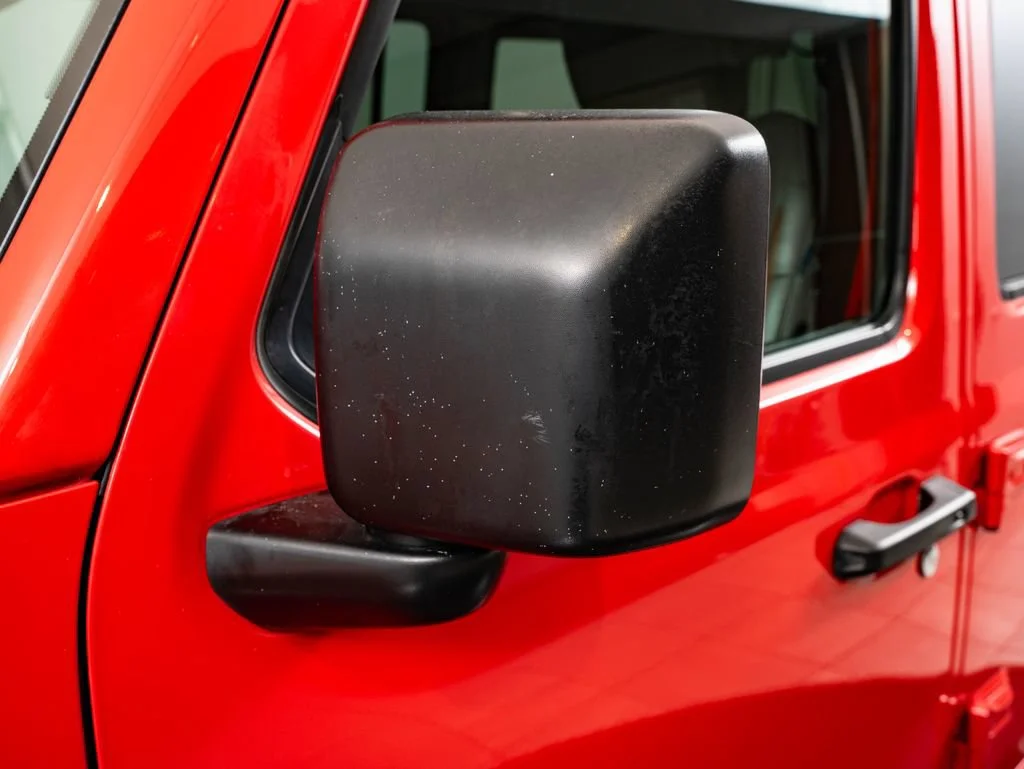 Used 2022 Firecracker Red Clearcoat Jeep Unlimited Sahara image 16