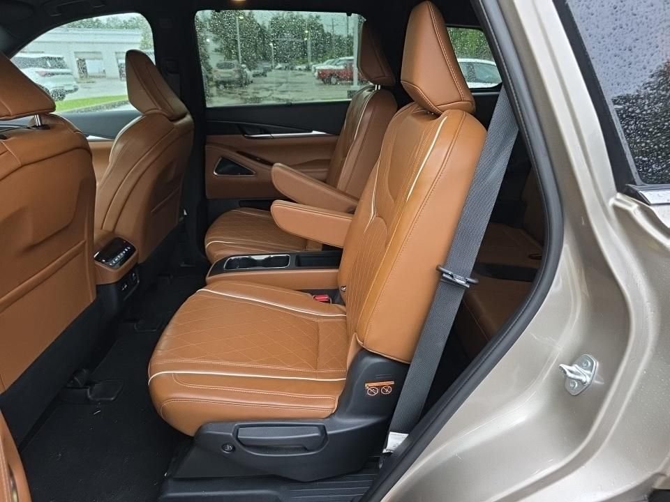 Certified Used 2022 Black INFINITI Autograph image 13