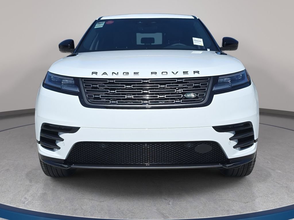 New 2026 Fuji White Land Rover Dynamic SE image 2