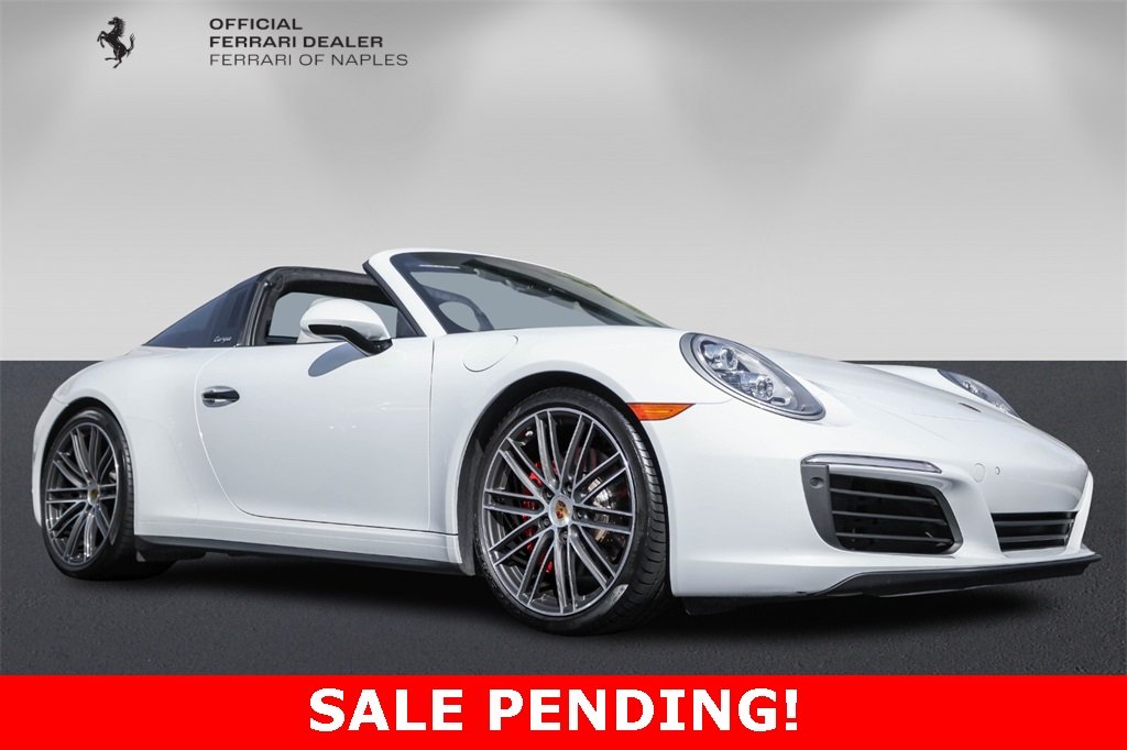 2018 Porsche 911 GTS