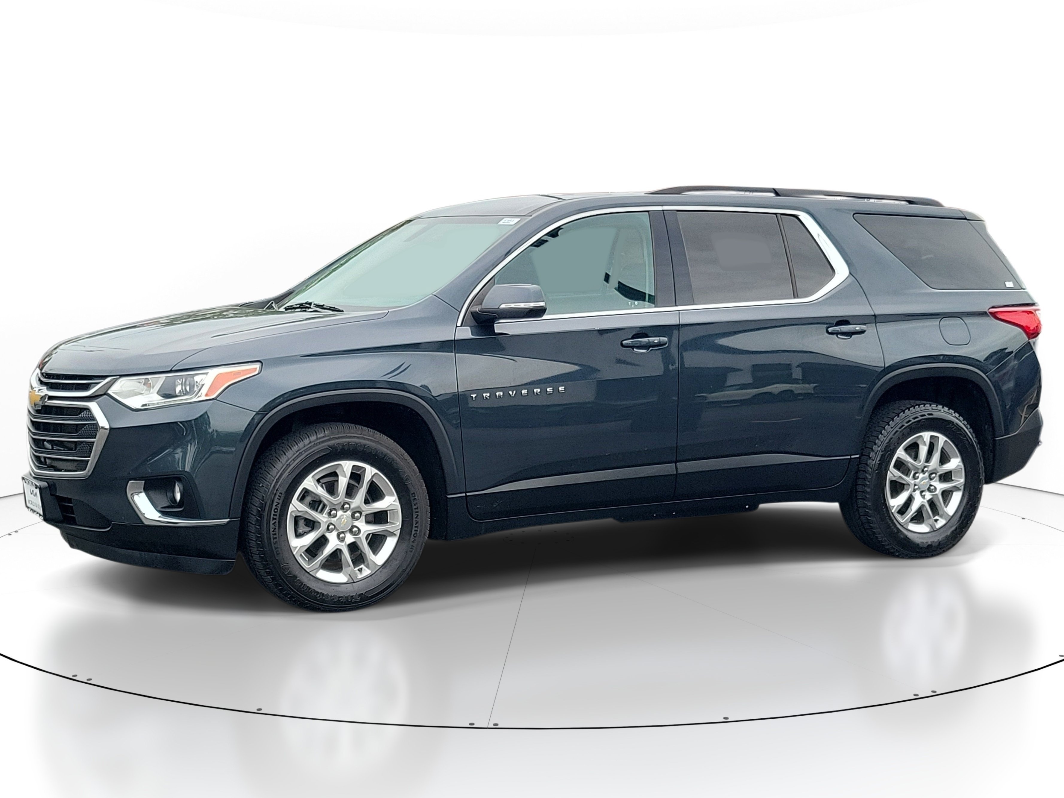 Used 2021 Graphite Metallic Chevrolet LT Cloth image 2