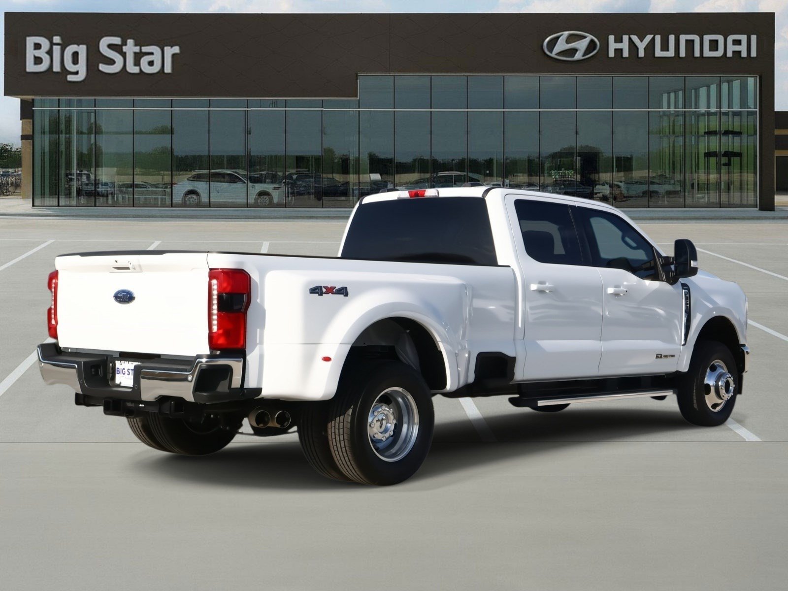 Used 2026 Blue Ford Lariat image 4