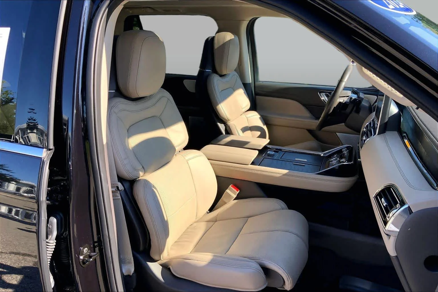 Pre-Owned 2024 Lincoln Navigator Reserve