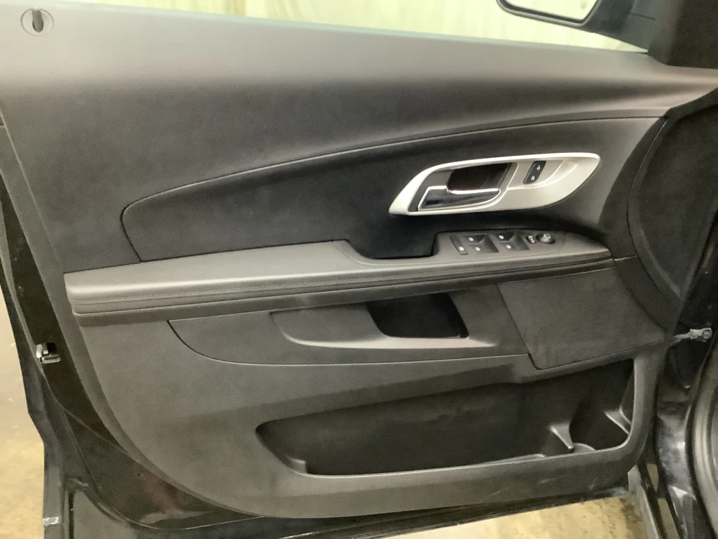Used 2017 Mosaic Black Metallic Chevrolet LT image 12