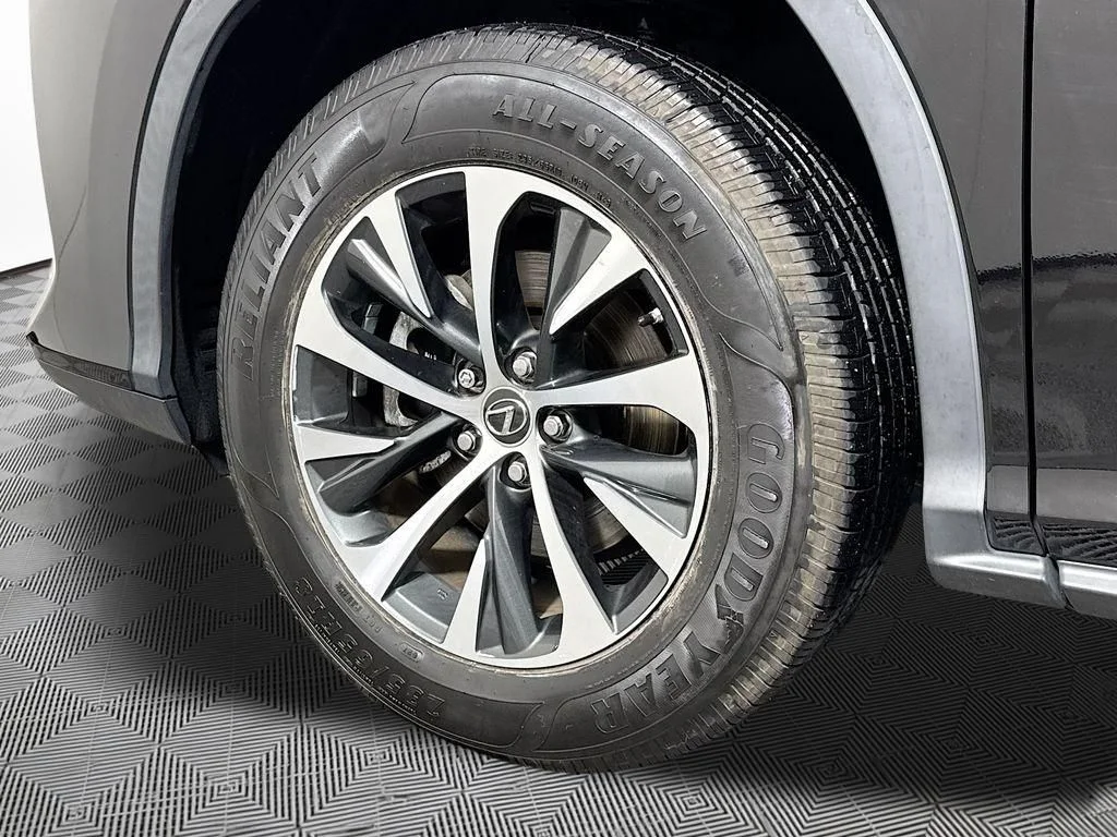 2021 Lexus RX 350 - Photo 24