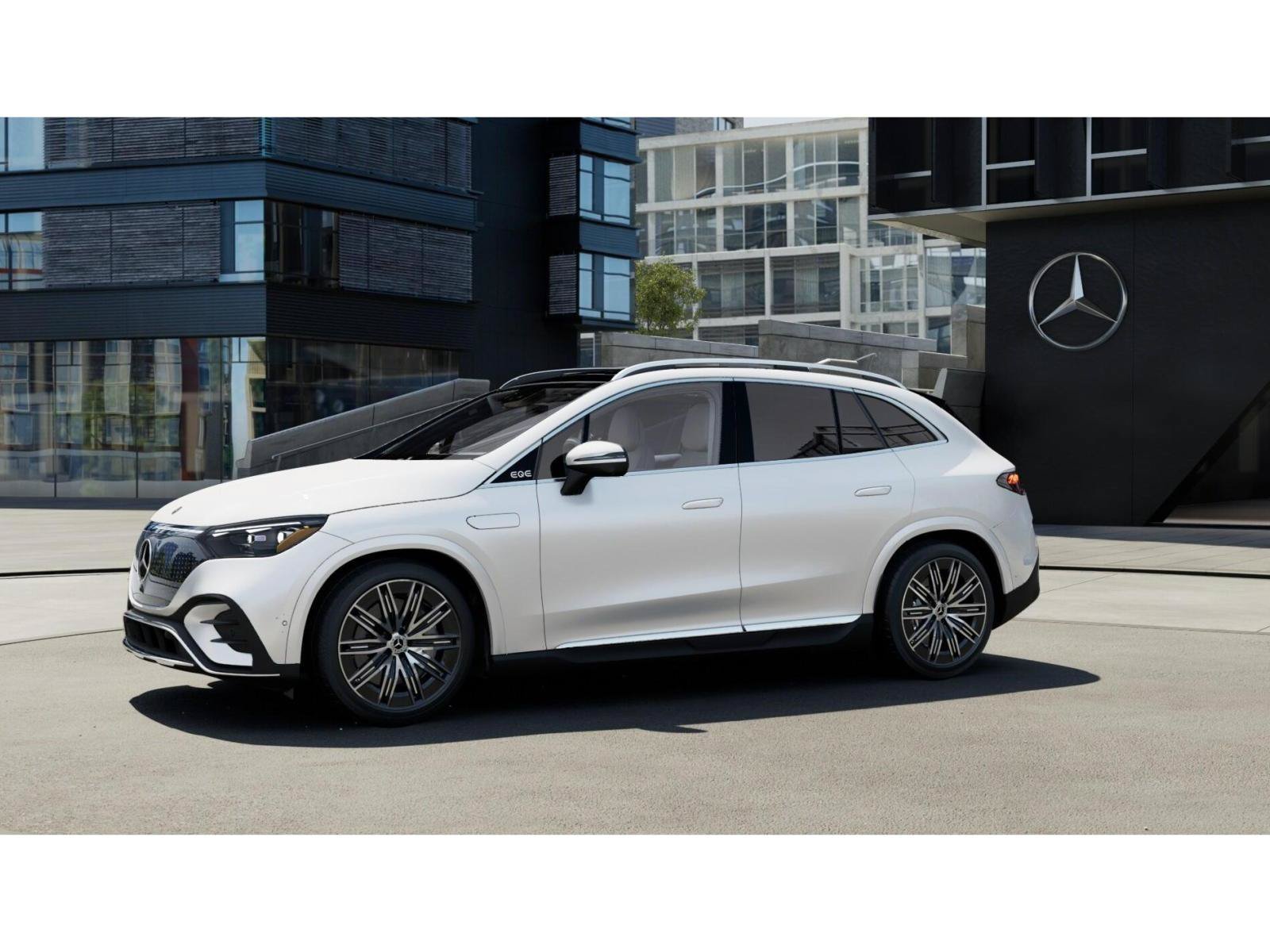 New 2027 MANUFAKTUR Moonlight White Metallic Mercedes-Benz EQE 320+ image 37