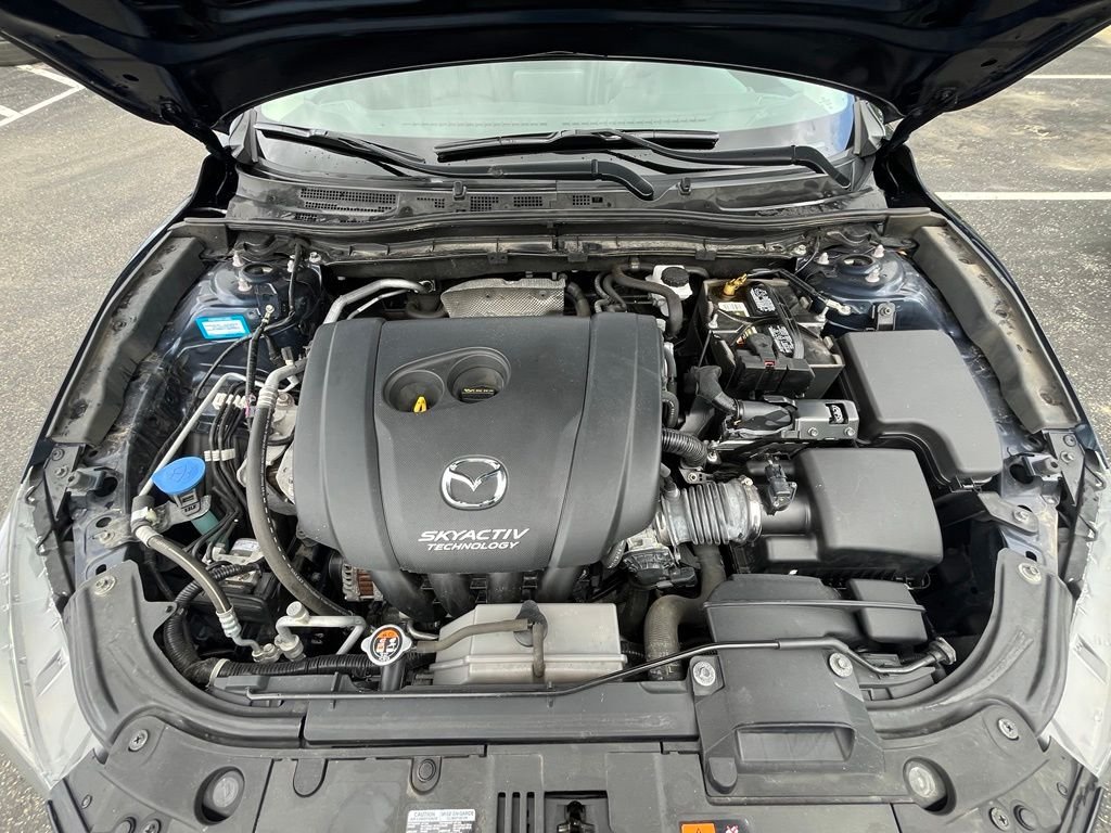 Used 2018 Blue Mazda Touring image 29