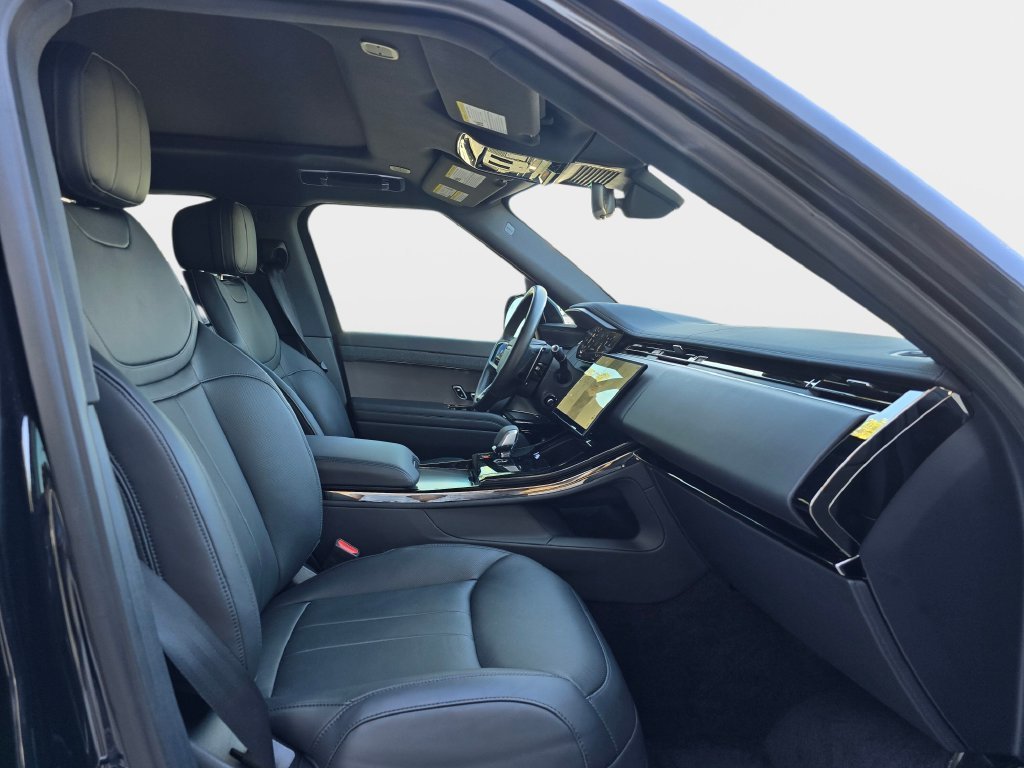 Certified Used 2025 Black Land Rover Dynamic SE image 10
