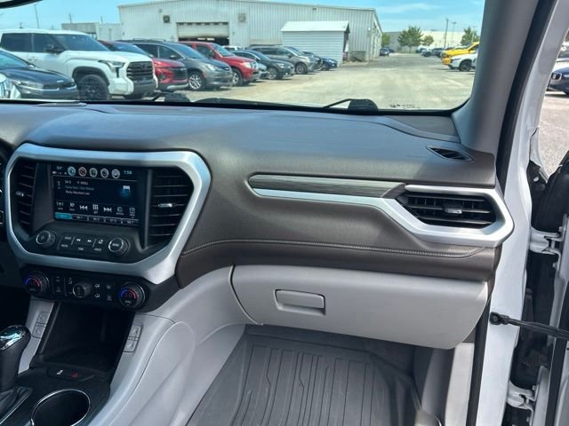 2019 GMC Acadia SLT-2 - Photo 13