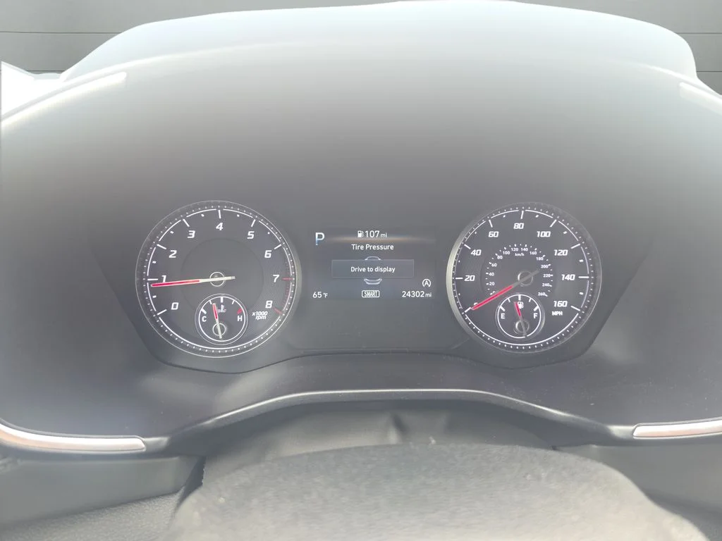 Used 2023 Silver Hyundai SE image 11