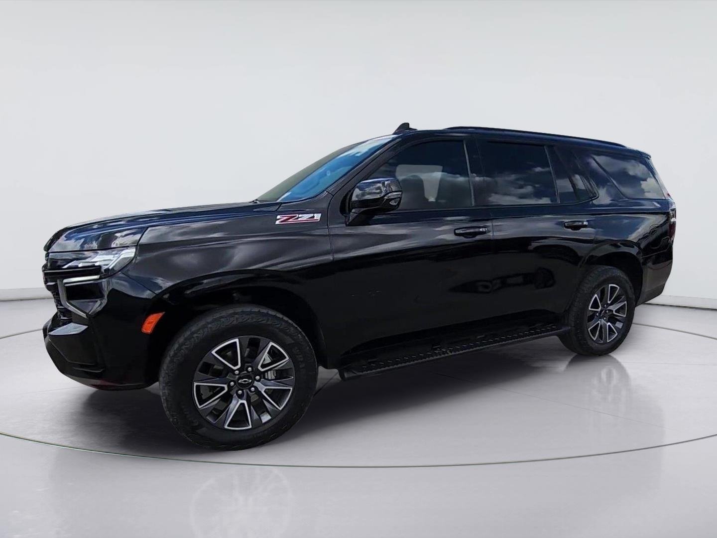 Certified Used 2024 Black Chevrolet Z71 image 4