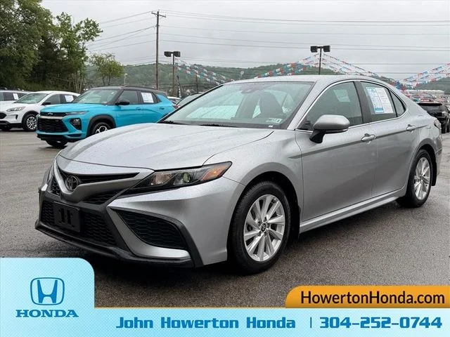 Used 2024 Gray Toyota SE image 9