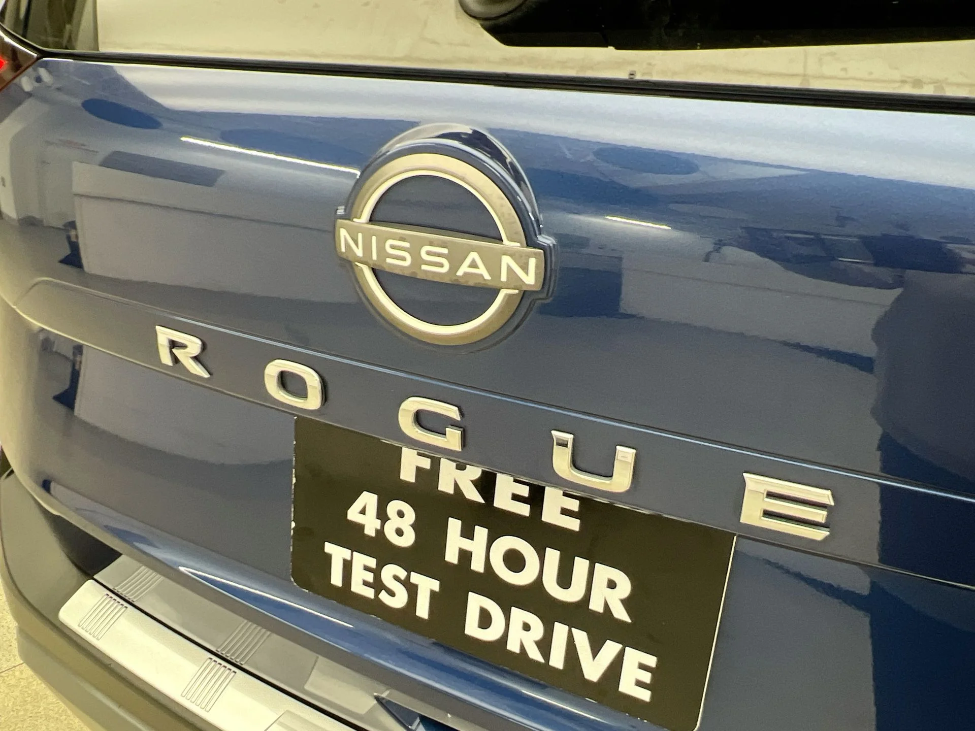 Used 2023 Blue Nissan SV image 38