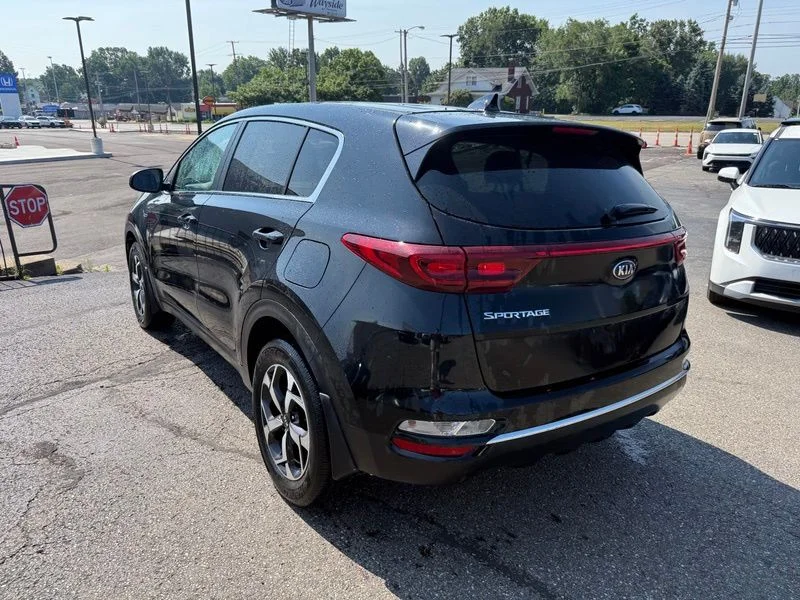 Used 2021 Red Kia LX image 6