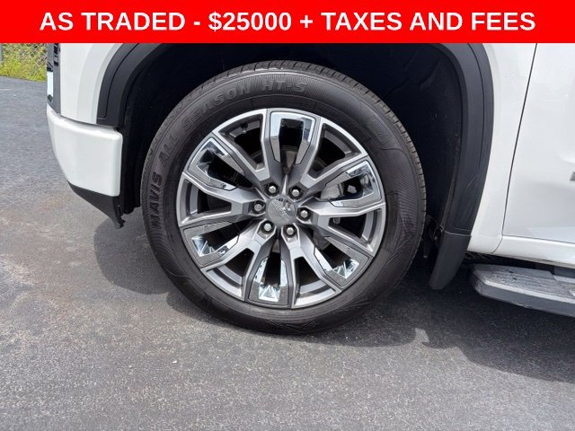 Used 2020 White GMC Denali image 9