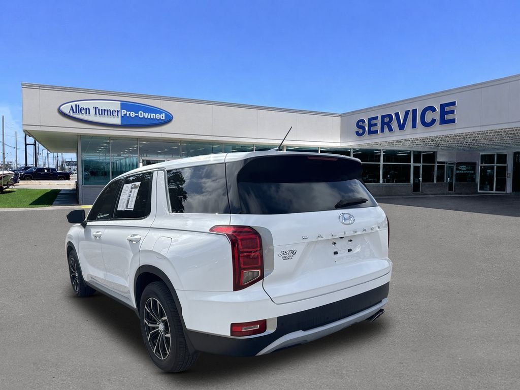 Used 2020 Hyper White Hyundai SE image 6