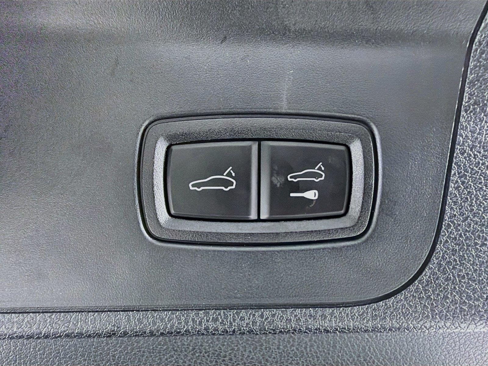 Used 2018 Jet Black Metallic Porsche Turbo image 26
