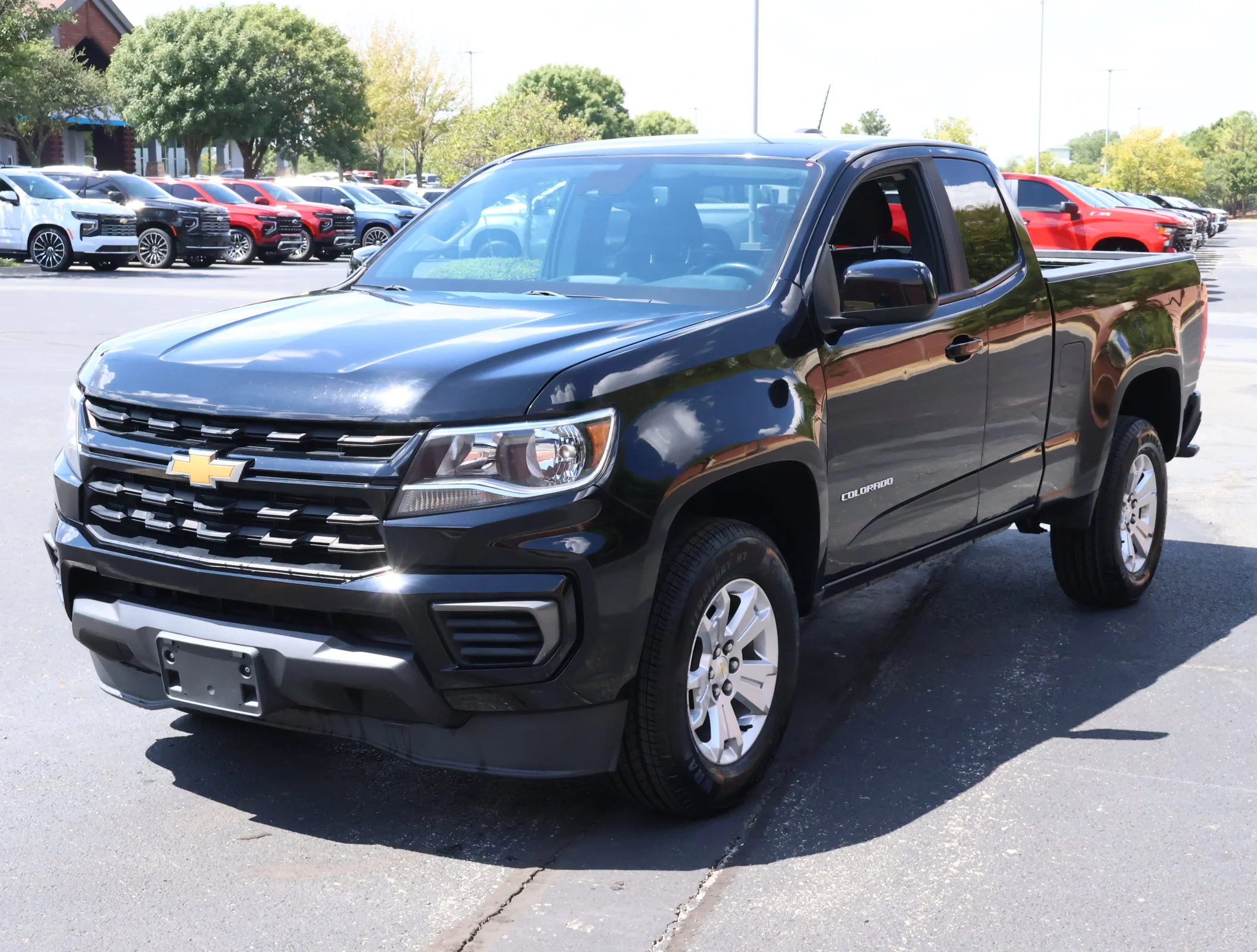 Used 2021 BLACK Chevrolet 2WD LT image 24