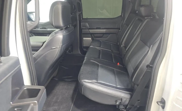 Used 2024 Gray Ford Lariat image 6