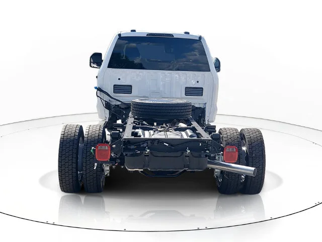 New 2026 Oxford White Ford XL image 6