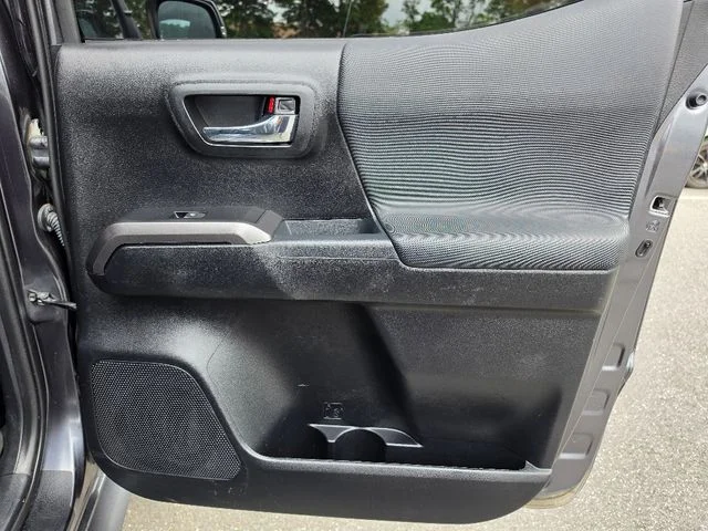 2022 Toyota Tacoma TRD Sport - Photo 16