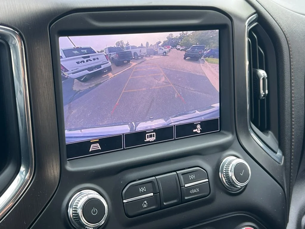 Used 2021 Black GMC AT4 image 26
