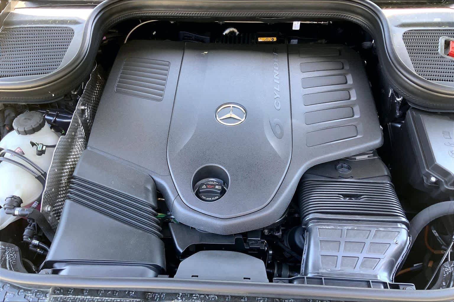New 2026 Selenite Grey Metallic Mercedes-Benz GLE 450 image 17