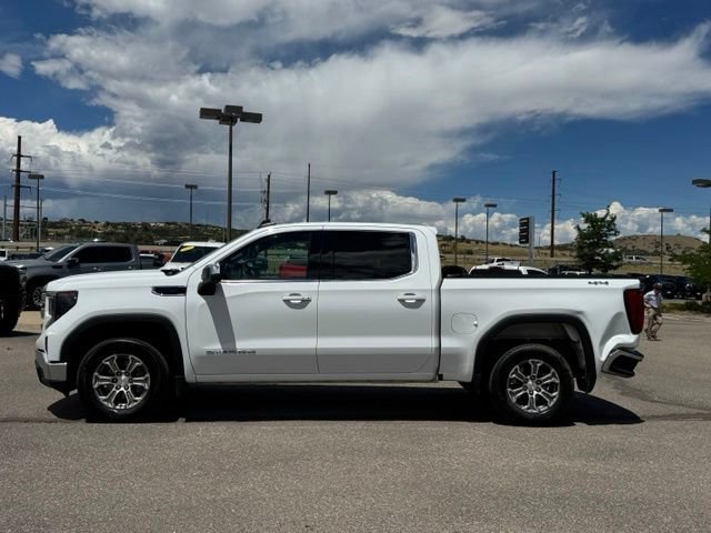 Used 2023 Summit White GMC SLE image 2