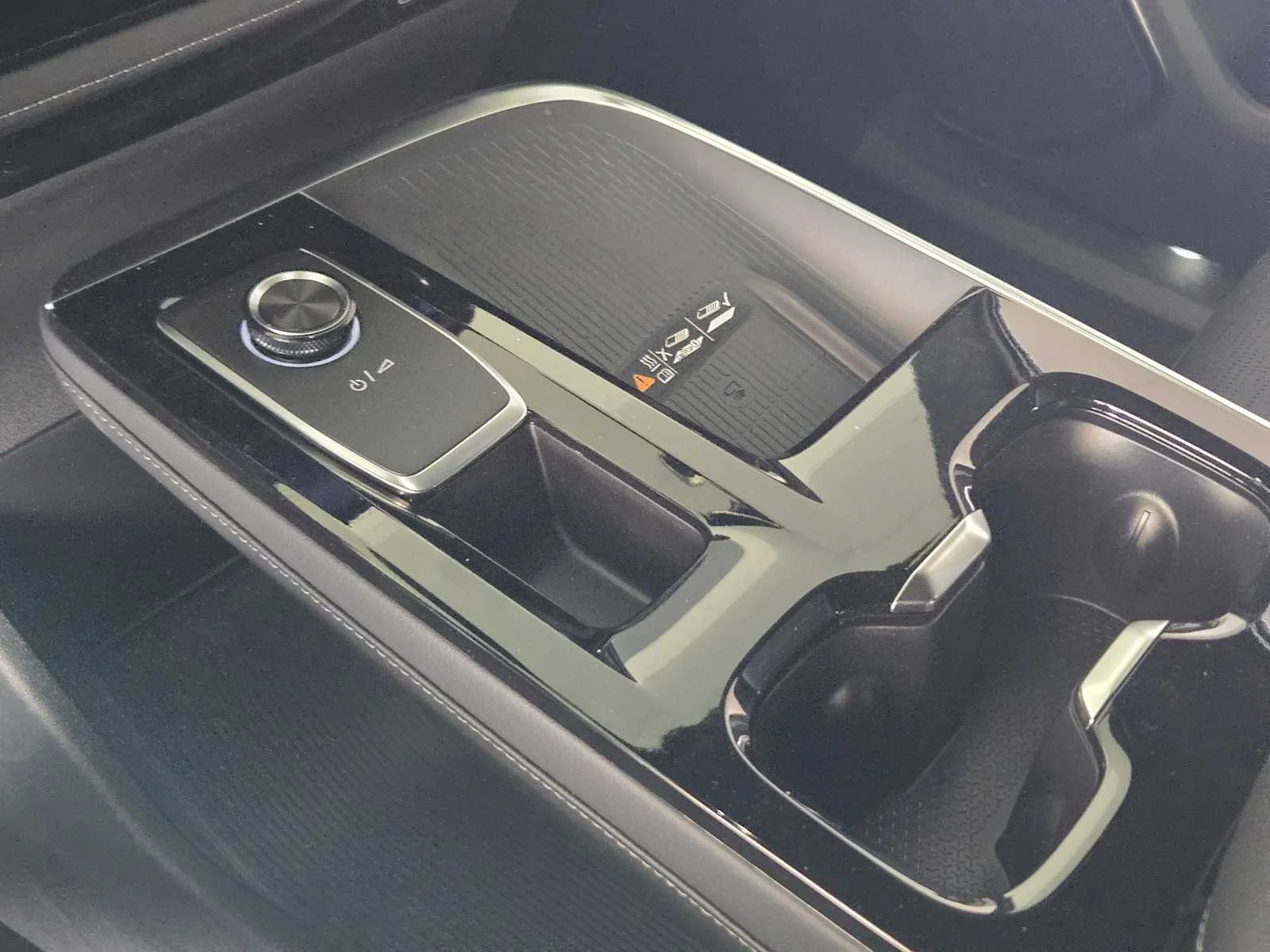 2026 Buick Enclave Sport Touring - Photo 14