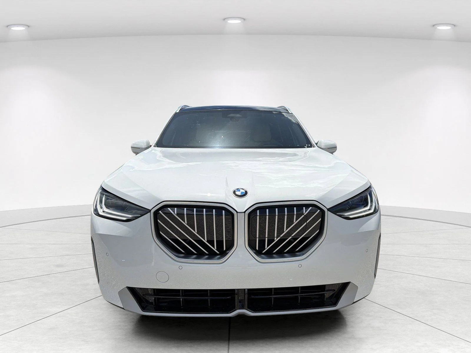 New 2026 Alpine White BMW 30 xDrive image 2