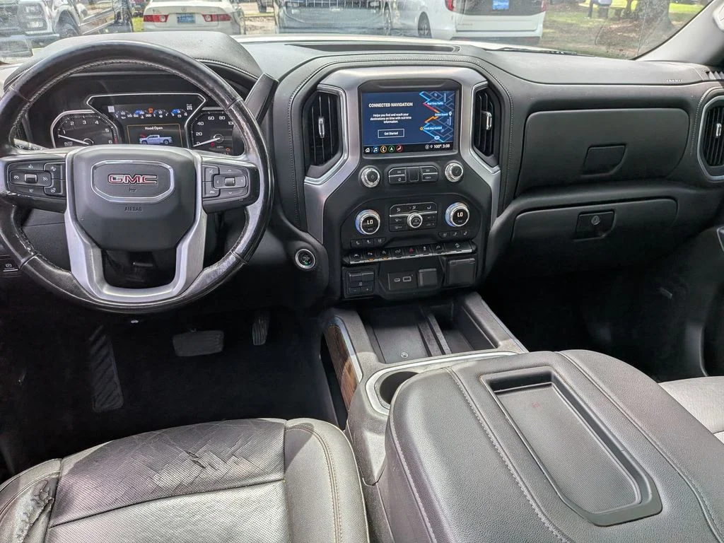 Used 2021 White GMC SLT image 23