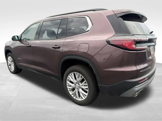 Used 2026 Crystal Metallic GMC Elevation image 3