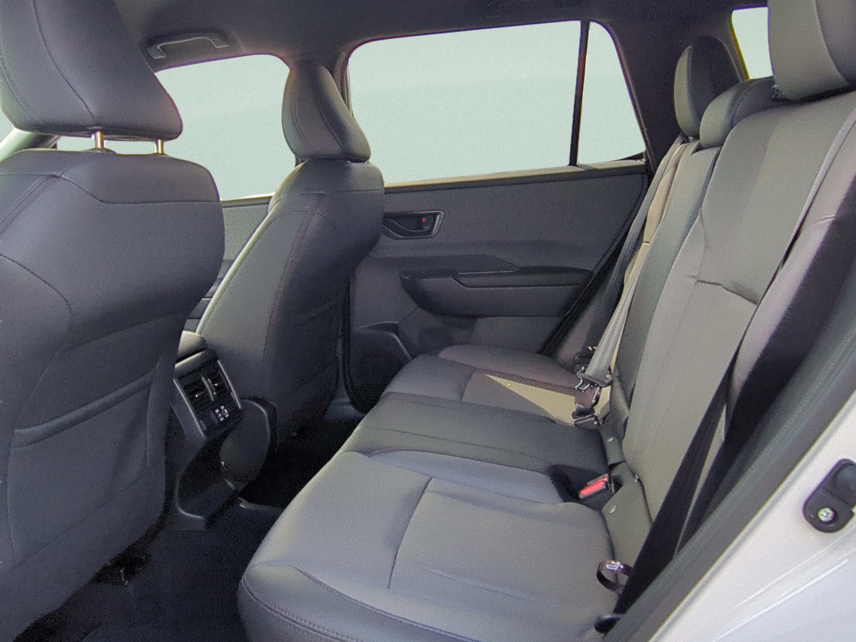 Used 2026 Crystal White Pearl Subaru Premium image 9