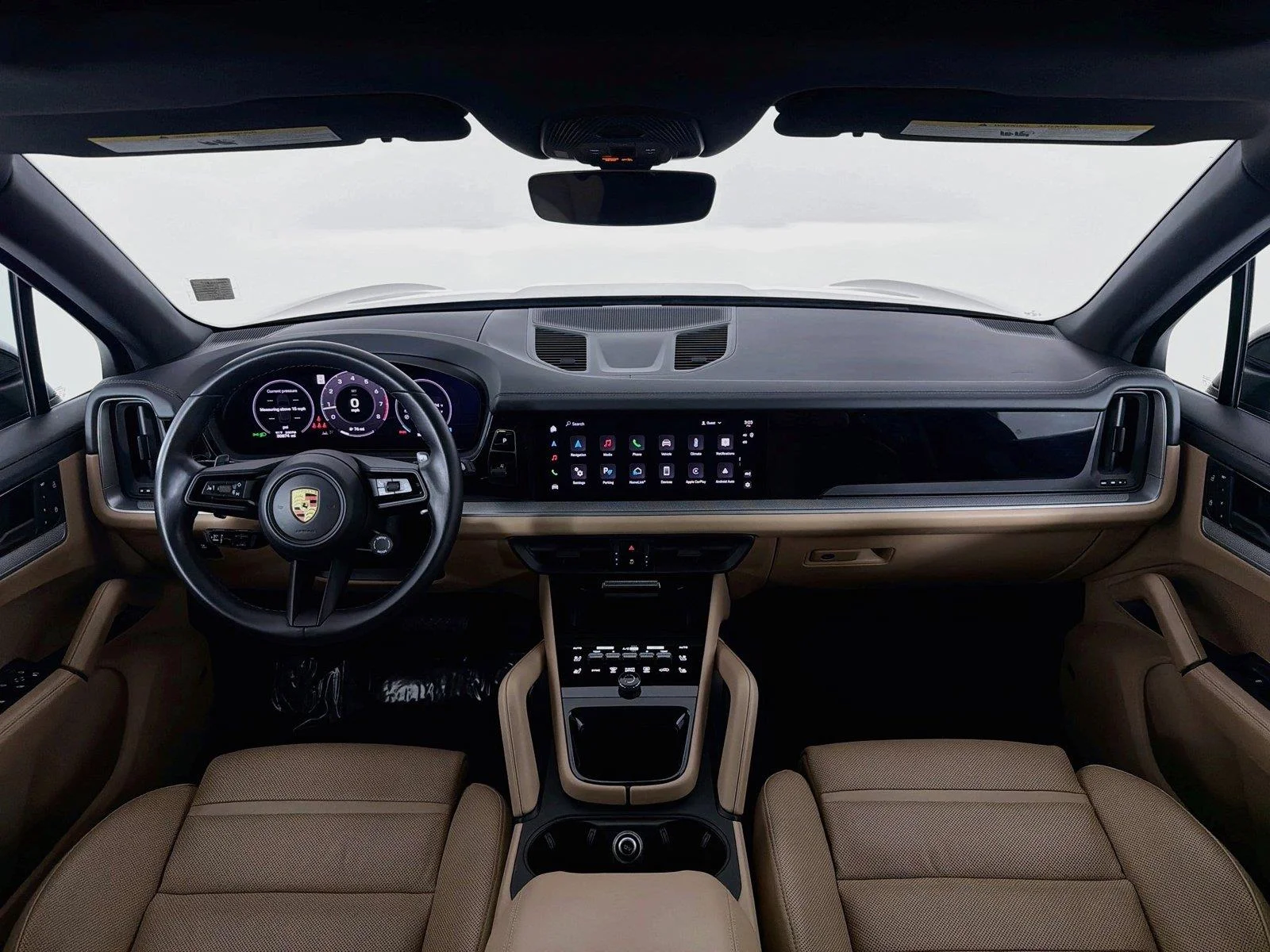 Certified Used 2024  Porsche  image 17