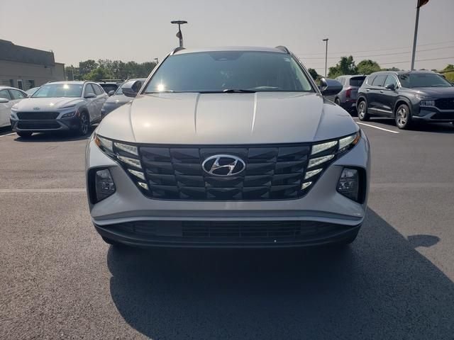 Used 2024 Silver Hyundai SEL image 2