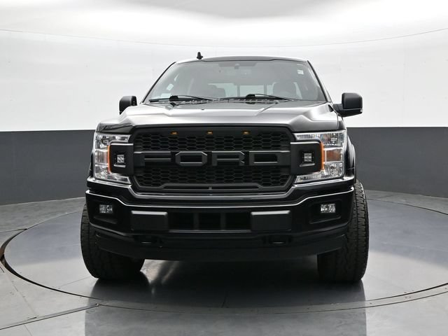 Used 2020 Black Ford XLT image 2